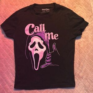 BIOWORLD Ghost Face cropped Tee
Size: XS
Color: Pink, Purple, & Black